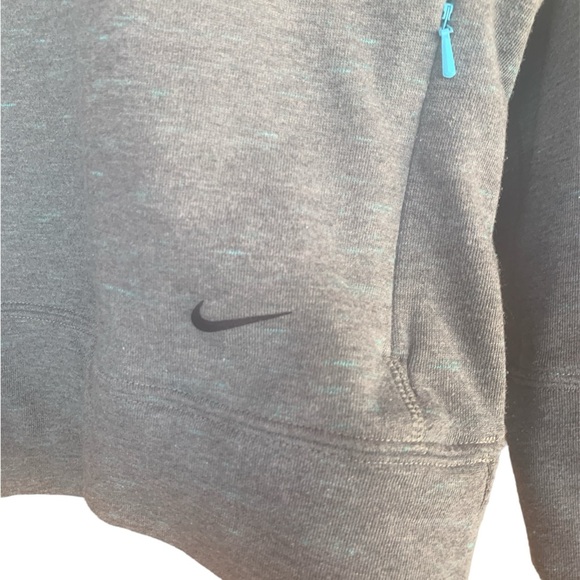 Nike Dri-Fit Women’s Large Sweatshirt Scoop Neck Boxy Gray & Turquoise Pocket - Picture 12 of 14